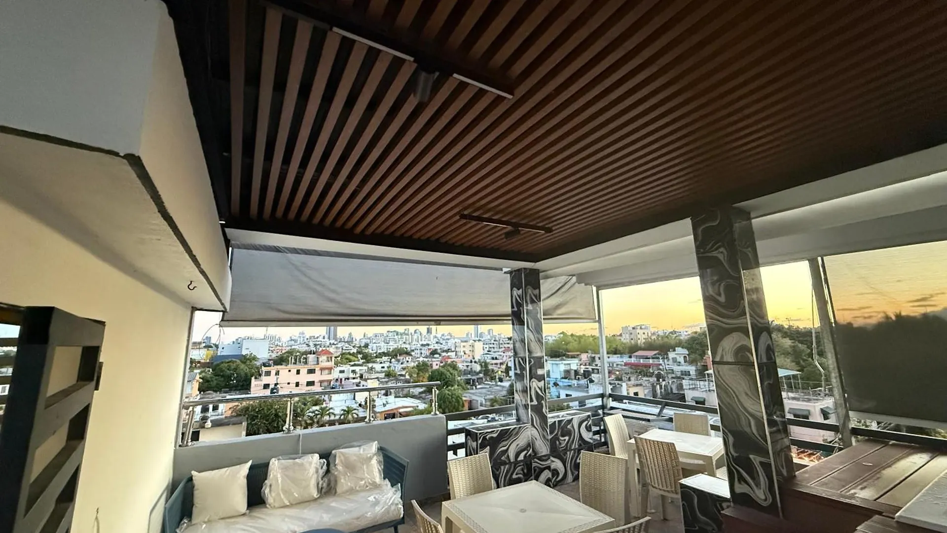 Dubai Apartment Santo Domingo 0*,